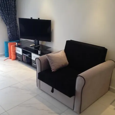 Apartamento Crystal Garden A10 *